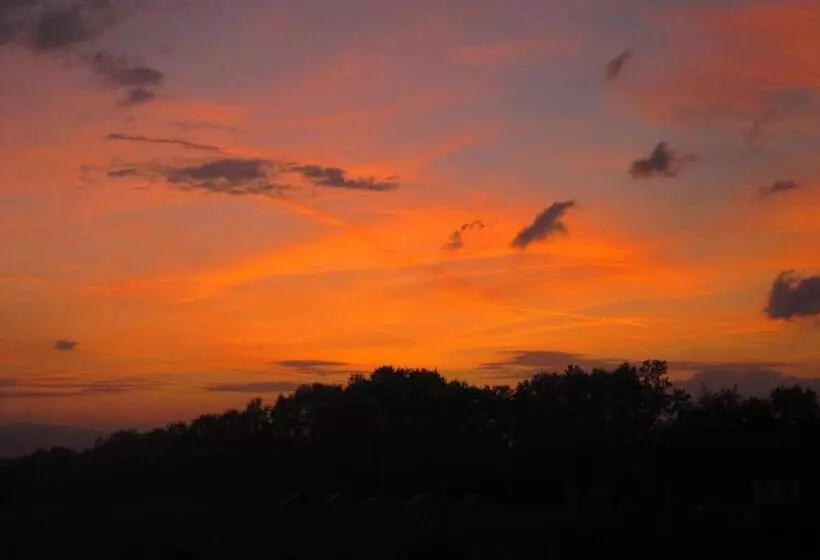 هتل Tenuta I Lecci