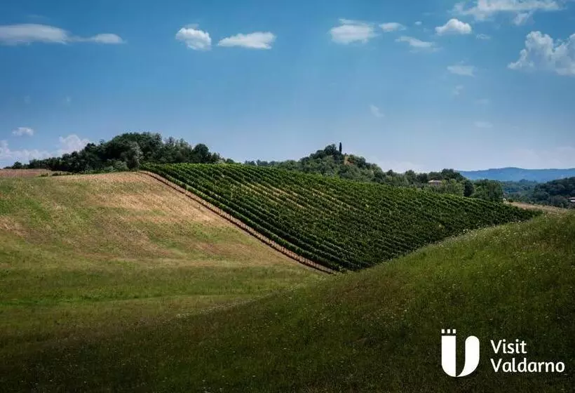 هتل Tenuta I Lecci