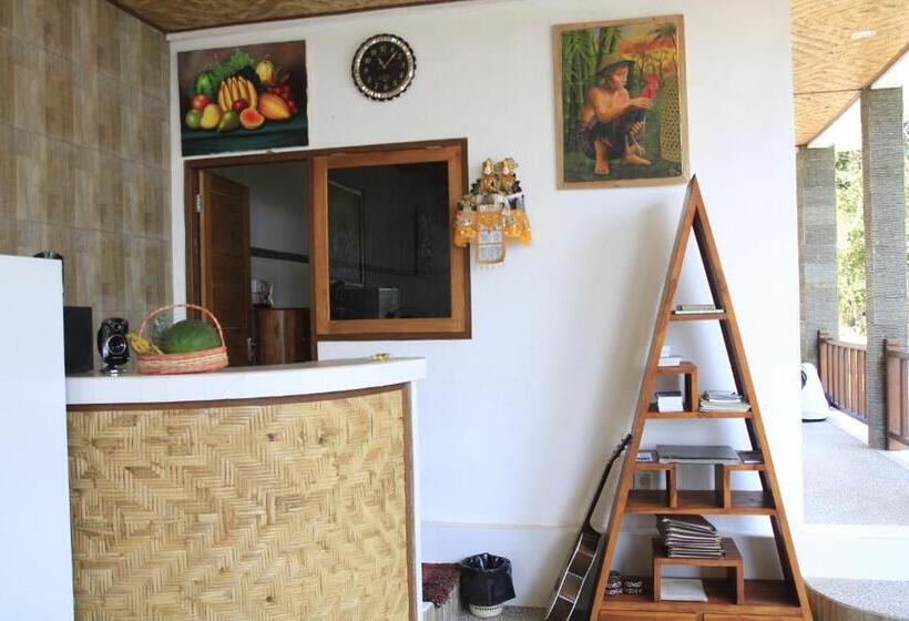 Pensionat Amed Paradise Warung & House Bali