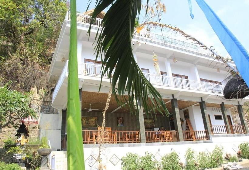 Pensionat Amed Paradise Warung & House Bali