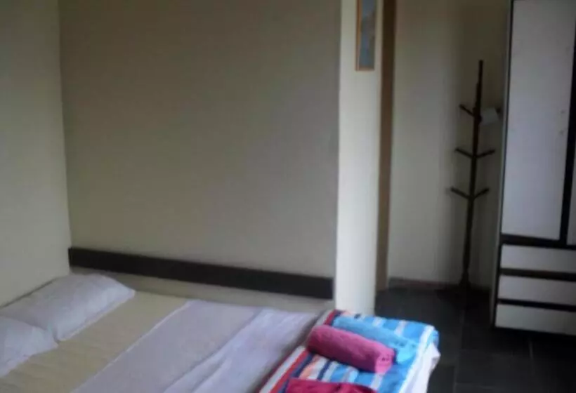 پانسیون Estalagem Tatuí