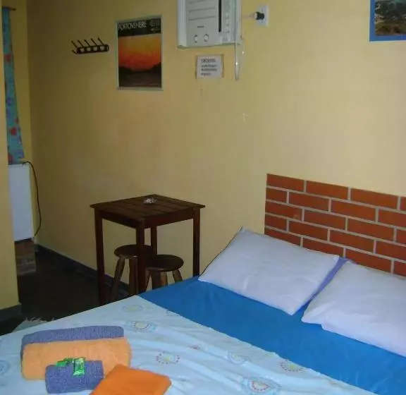 پانسیون Estalagem Tatuí