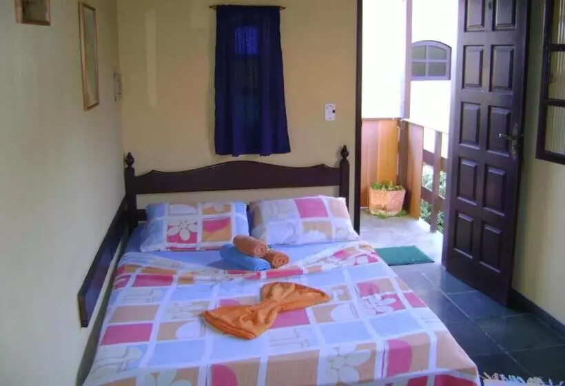 پانسیون Estalagem Tatuí