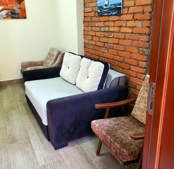 پانسیون Guest House Agmashenebeli 229