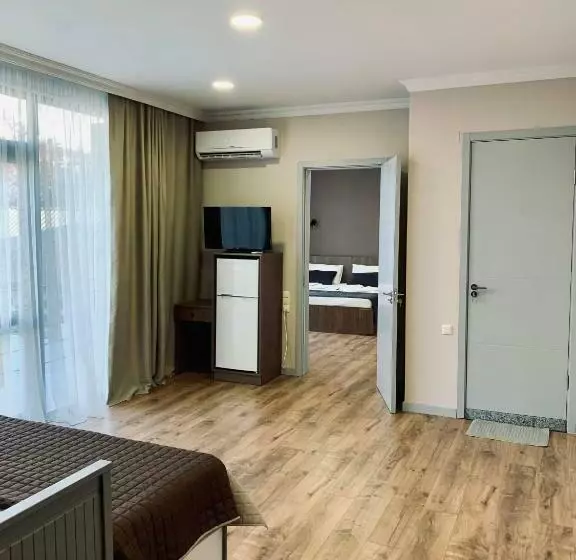 پانسیون Guest House Smile