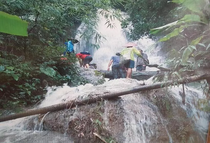 ペンション Lattanavongsa Guesthouse And Bungalows