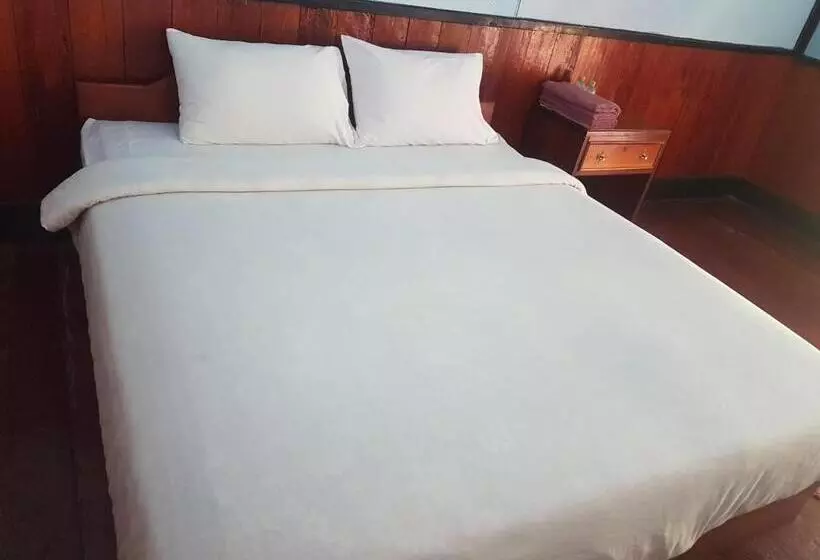 ペンション Lattanavongsa Guesthouse And Bungalows