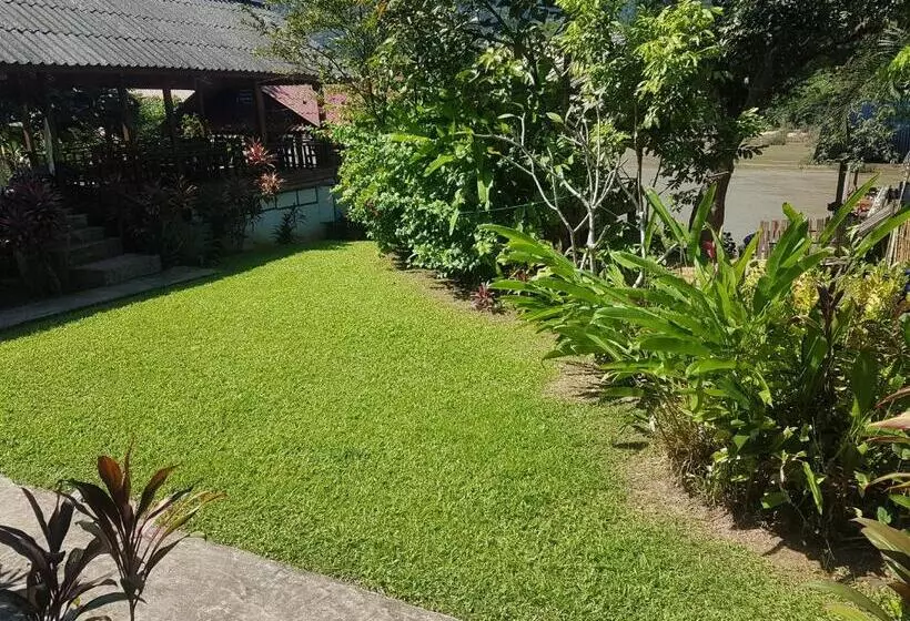 ペンション Lattanavongsa Guesthouse And Bungalows