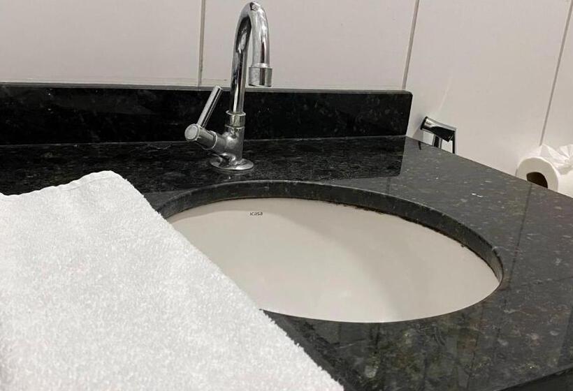 膳宿费 Pousada Santa Inês