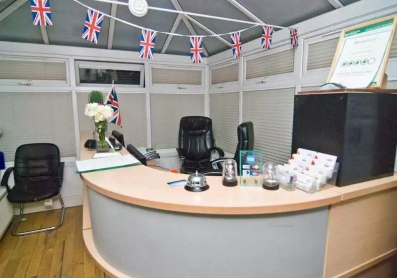 Bed and Breakfast Skylark Guest House