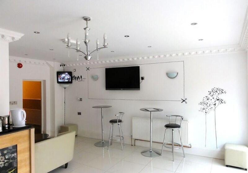 Nocleg ze śniadaniem Skylark Guest House