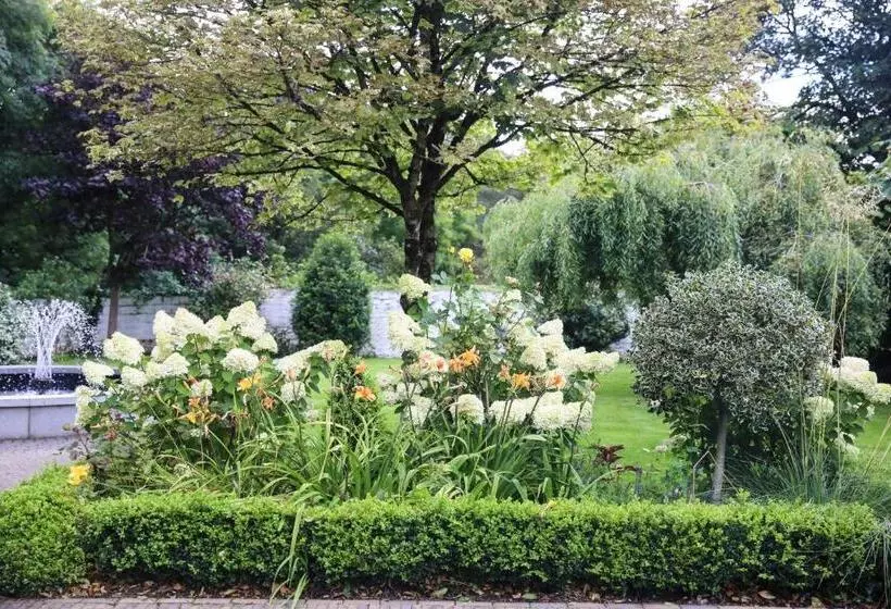 Conyngham Arms Hotel