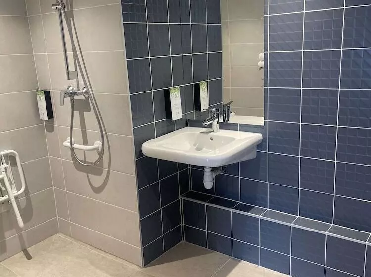 ホテル Kyriad Direct Montpellier Saint Jean De Védas La Peyrière