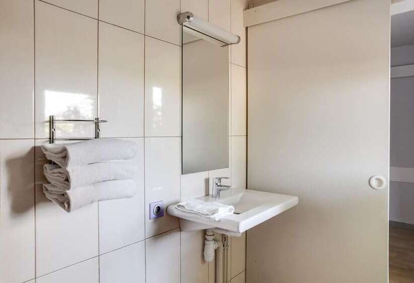 Отель Hôtel Valence Sud