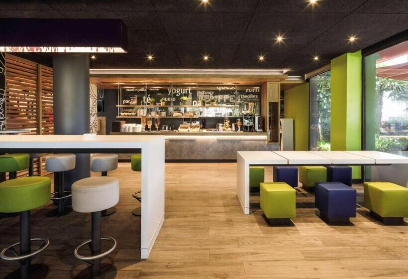 هتل Ibis Budget Málaga Aeropuerto Avenida De Velazquez