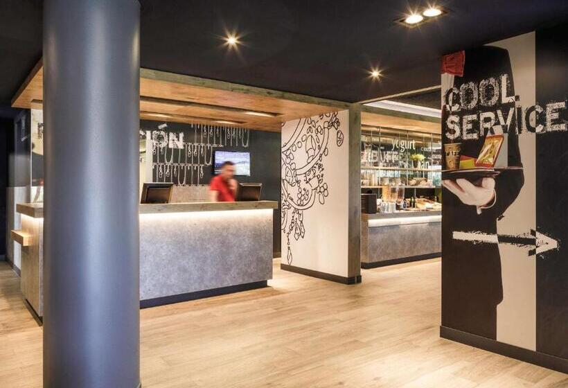 هتل Ibis Budget Málaga Aeropuerto Avenida De Velazquez