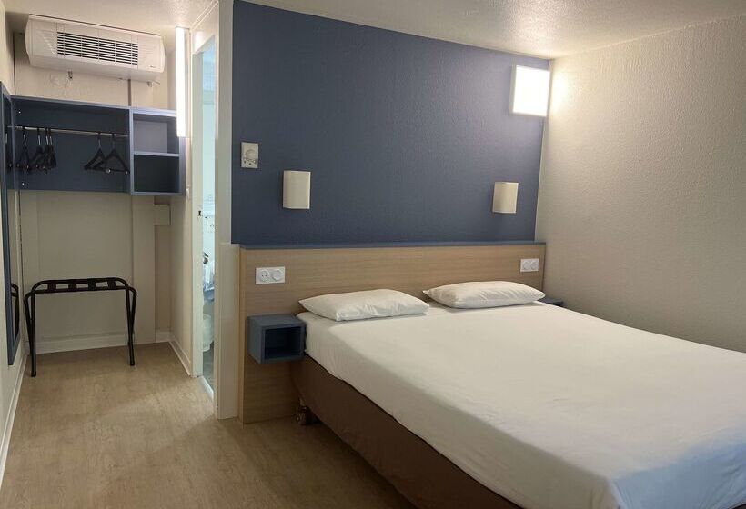 בית מלון כפרי Kyriad Direct Montpellier Saint Jean De Védas   La Peyrière