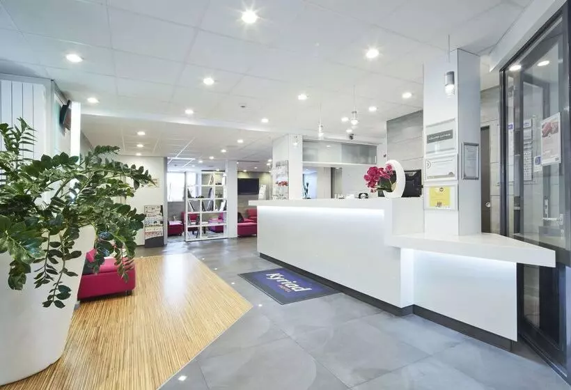 هتل Kyriad Montbeliard  Sochaux