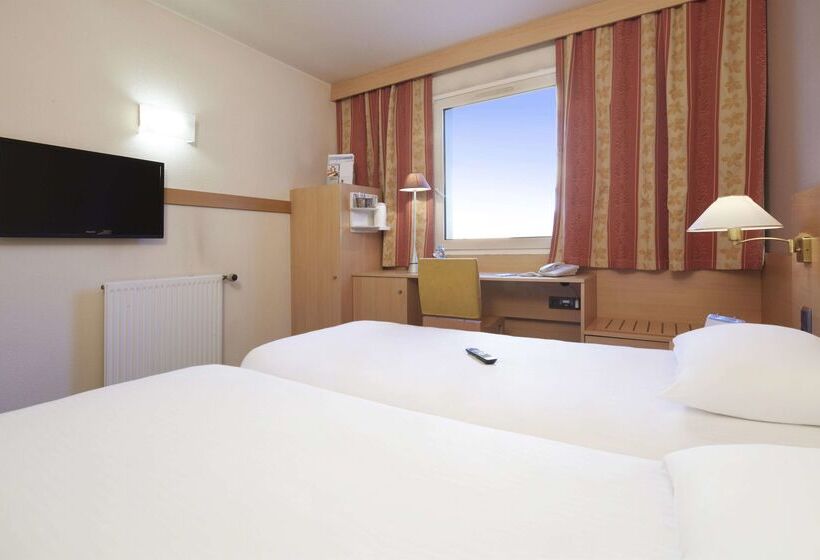 호텔 Kyriad Montbeliard  Sochaux