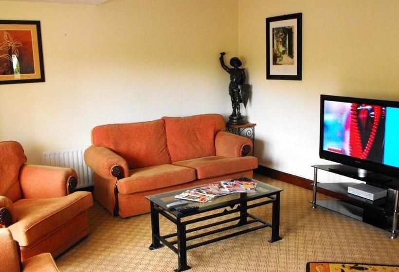 Hotel Ma Dwyer's Guest Accommodation