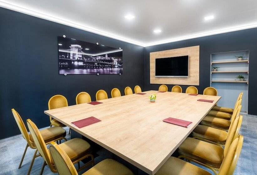 בית מלון כפרי Millennium