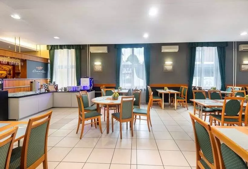 Отель Millennium