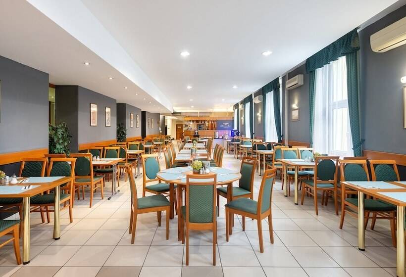 בית מלון כפרי Millennium