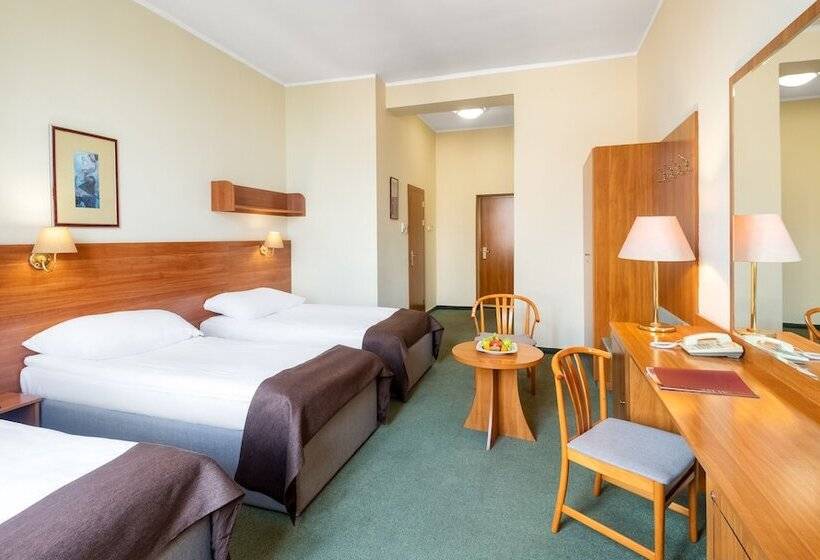 בית מלון כפרי Millennium