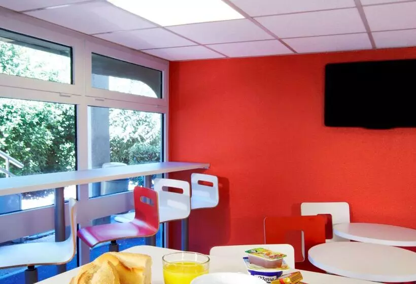 ホテル Premiere Classe Beziers