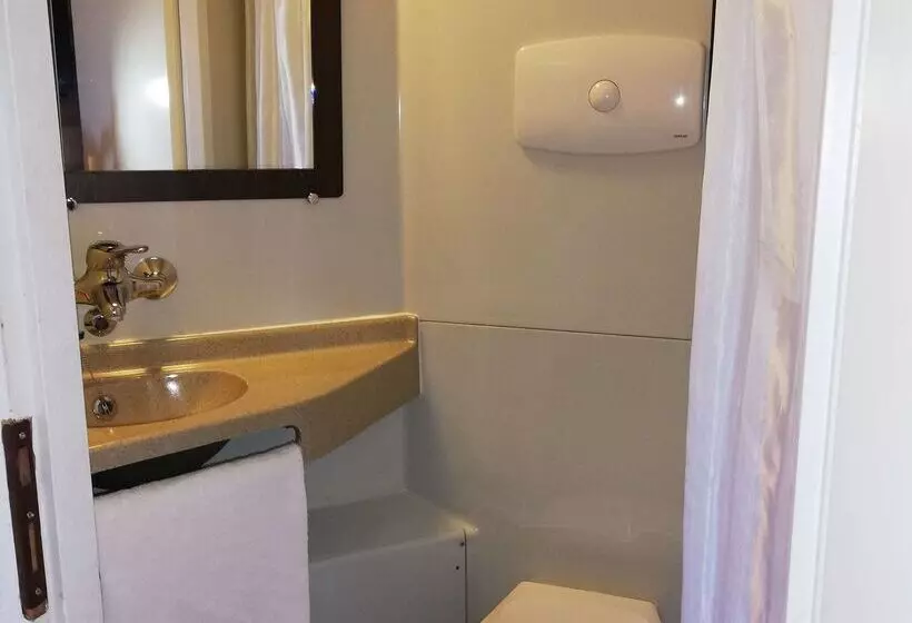 ホテル Premiere Classe Beziers