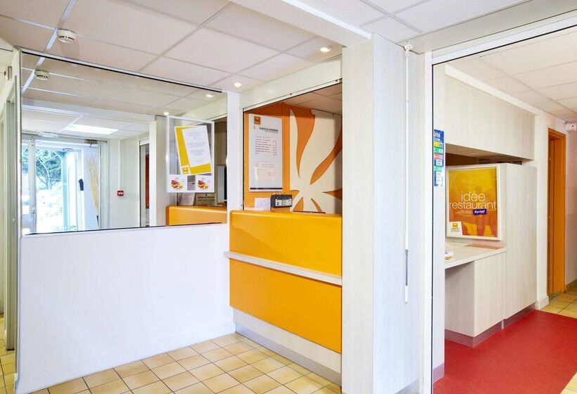 בית מלון כפרי Premiere Classe Geneve   Saint Genis Pouilly