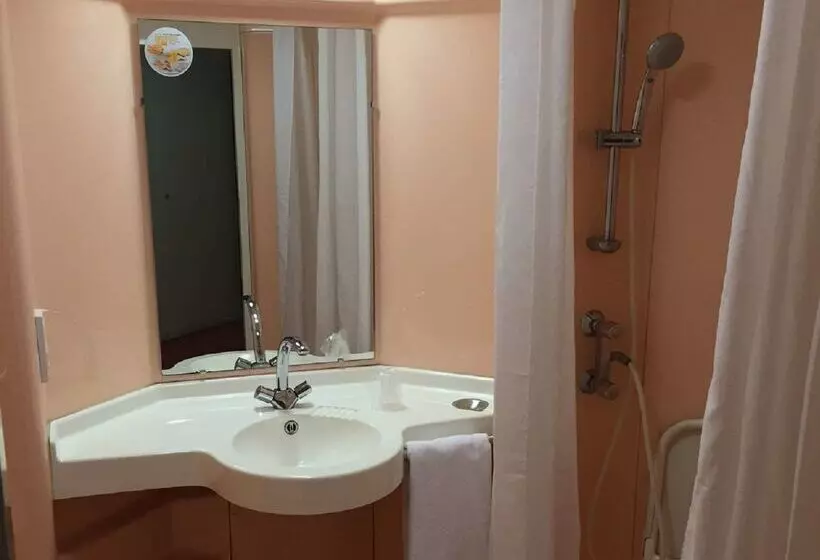 ホテル Premiere  Classe Orleans Nord  Saran