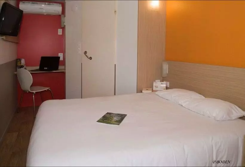 Отель Premiere Classe Vichy Bellerivesurallier