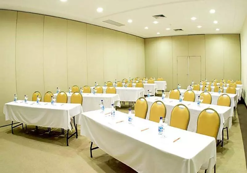 Rifoles Praia Hotel E Resort