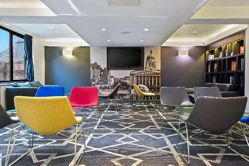 호텔 Roomzzz Nottingham City