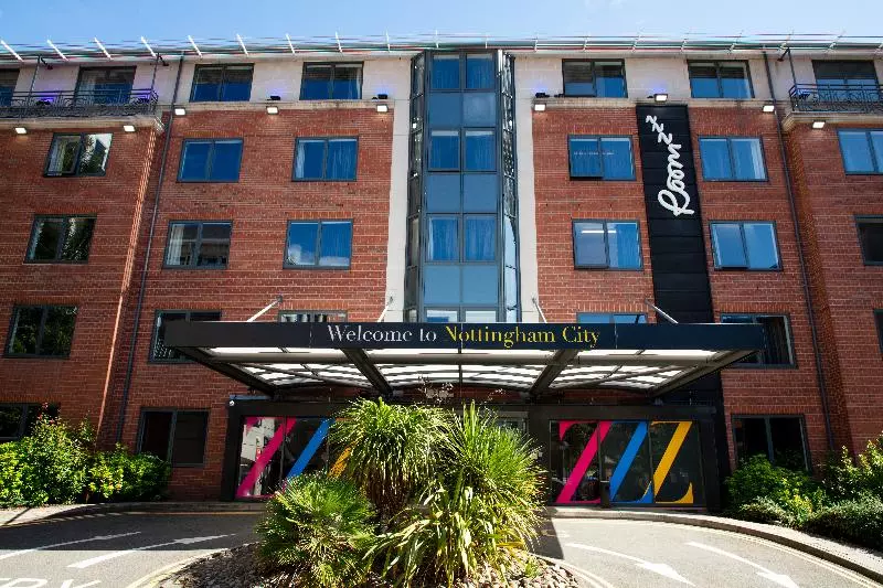 호텔 Roomzzz Nottingham City