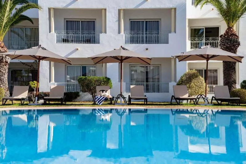 ホテル Tmk Flora Park By Turismark   Adults Only