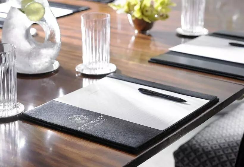 渡假胜地 Citywest