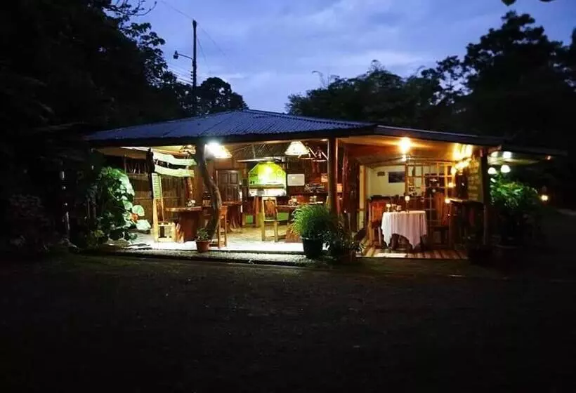 Aamiaismajoitus (B&B) Casa El Tortugo