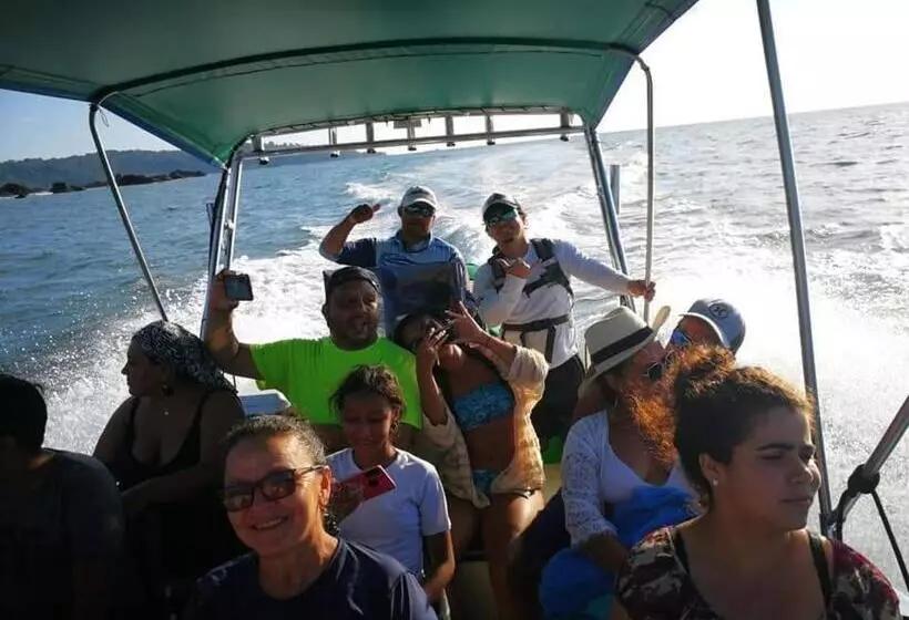 Aamiaismajoitus (B&B) Casa El Tortugo