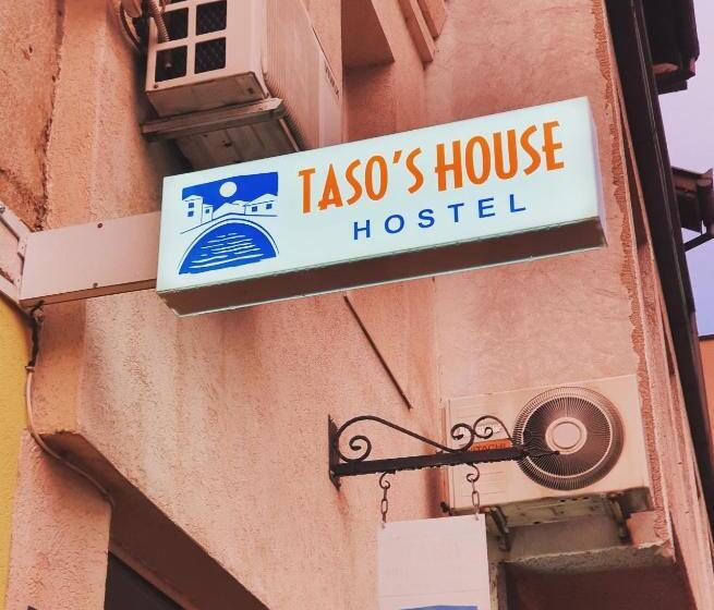 Hostel Taso's House
