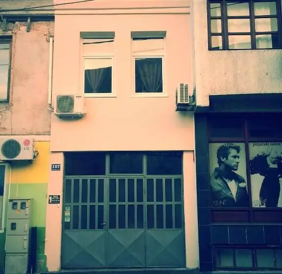 Hostel Taso's House