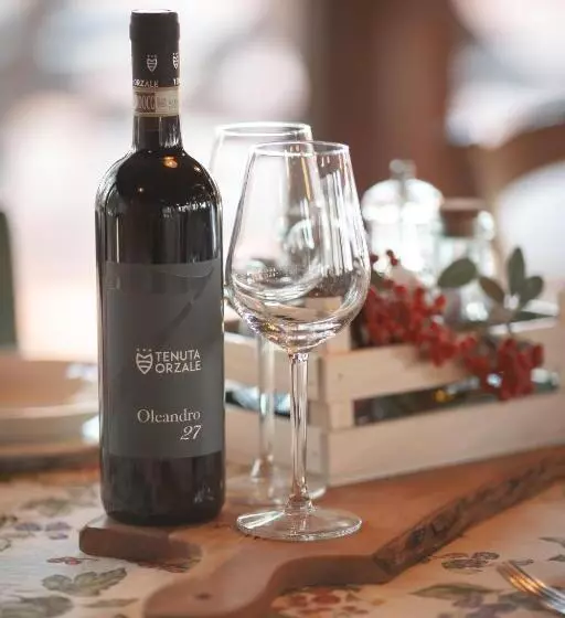 Hotelli Borgo Il Poggio Agritourismo