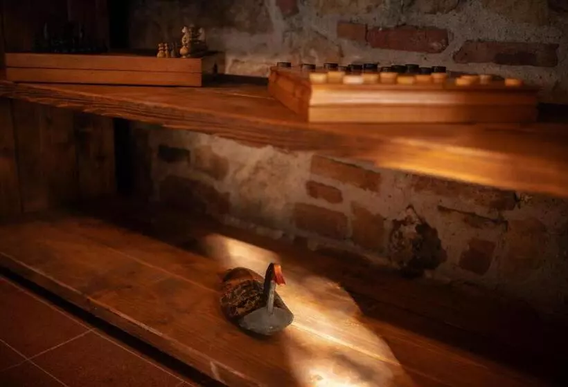 Hotelli Borgo Il Poggio Agritourismo