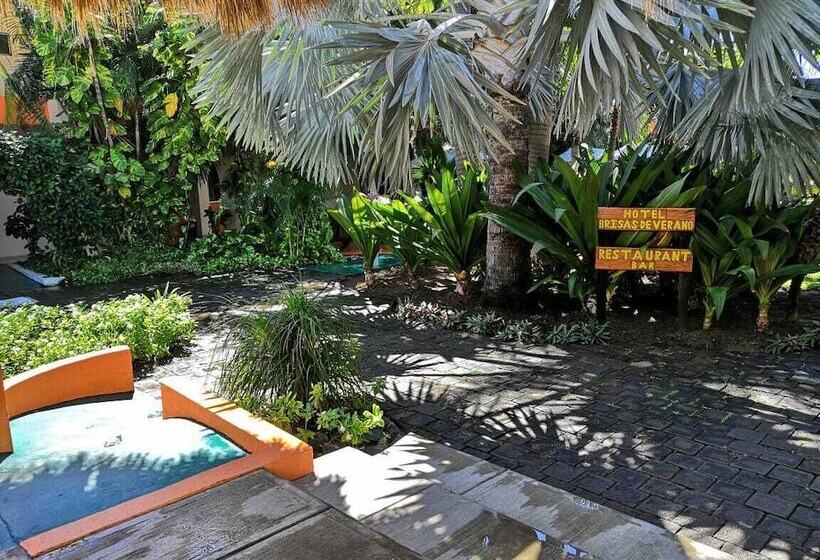 فندق Brisas De Verano