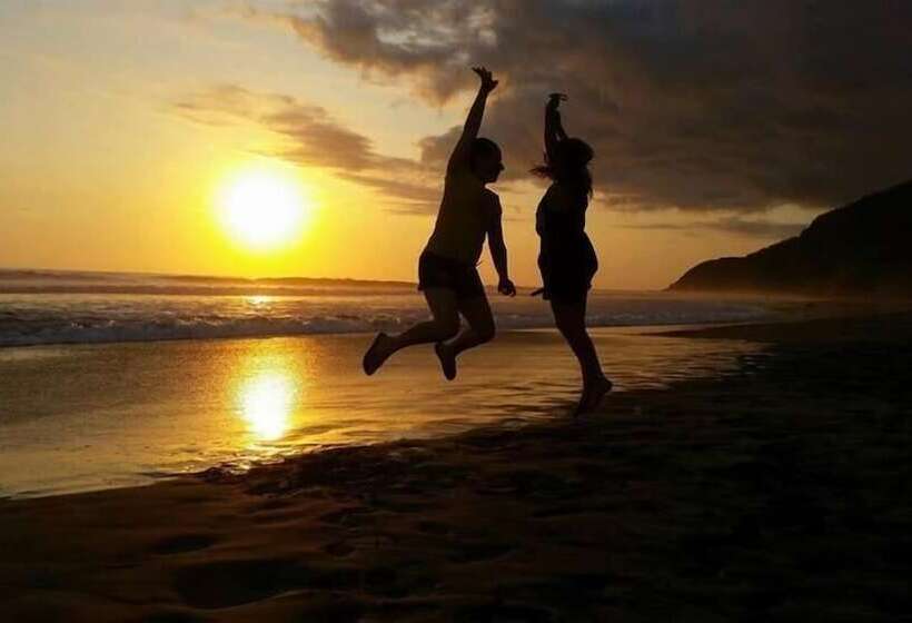 فندق Brisas De Verano