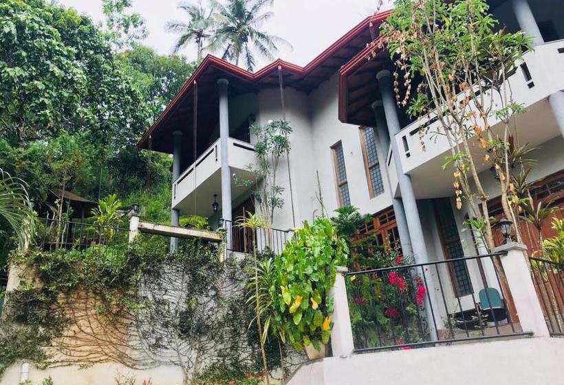 فندق Villa Familia