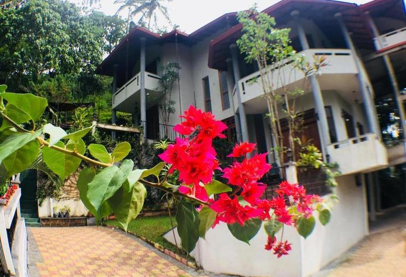 فندق Villa Familia