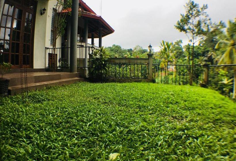 فندق Villa Familia