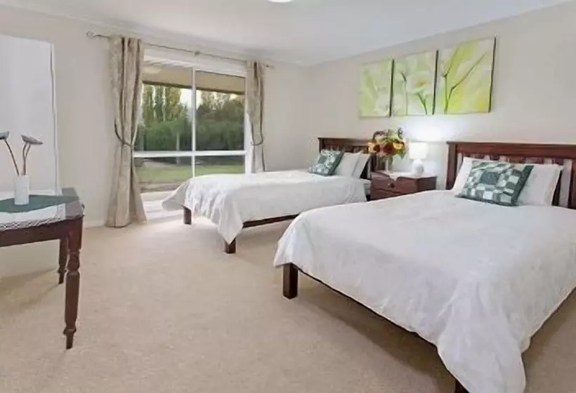 Majatalo Brookfield Guest House